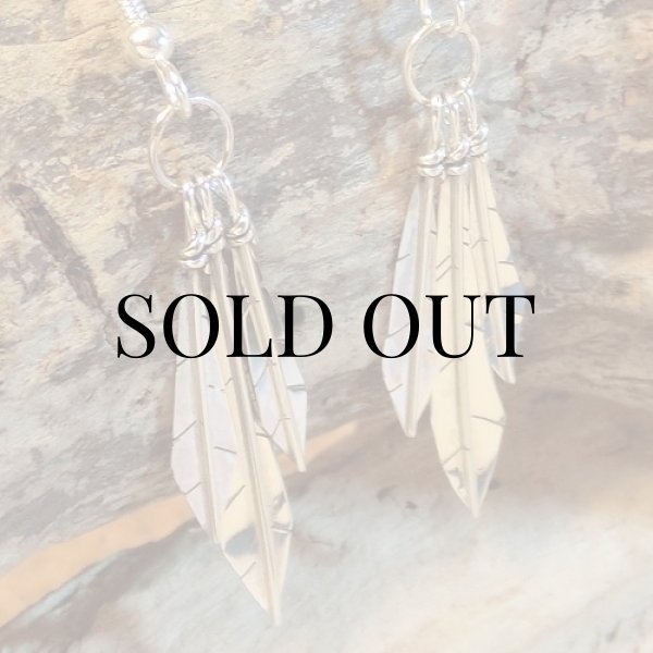 画像2: ナバホ族：シルバーフェザー ピアス (2)