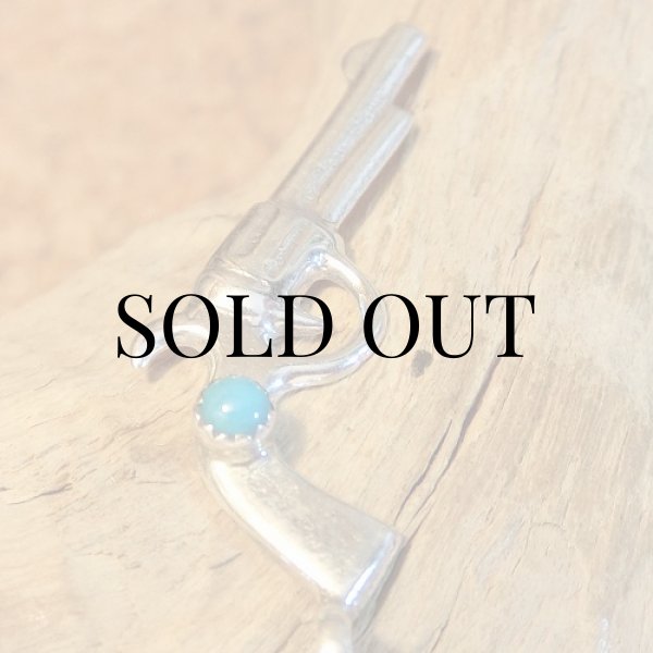 画像5: ナバホ族：ターコイズ付き ガンスタイル ペンダント (5)