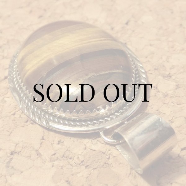 画像4: ナバホ族：オーバル型 タイガーアイ ペンダントトップ (4)