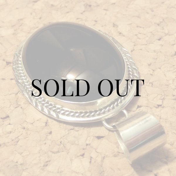 画像4: ナバホ族：オーバル型 オニキス ペンダントトップ (4)