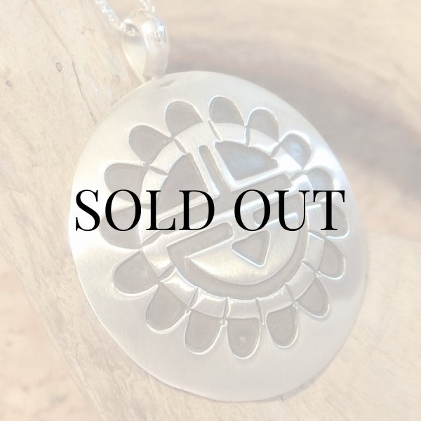 画像2: ナバホ族：サンフェイスデザイン ペンダント (2)