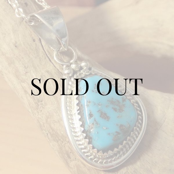 画像2: ナバホ族：キングマン ターコイズ ペンダント (2)