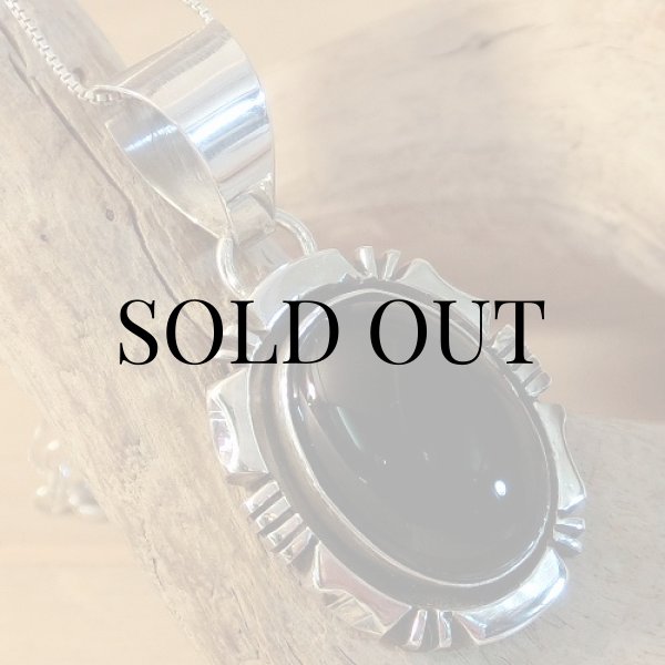 画像2: ナバホ族：オニキス オーバル ペンダント (2)