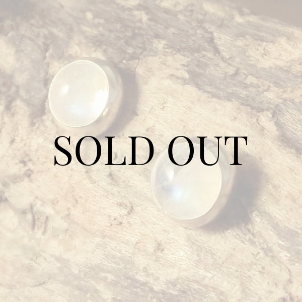 画像3: ナバホ族：クォーツ ドット ピアス (3)