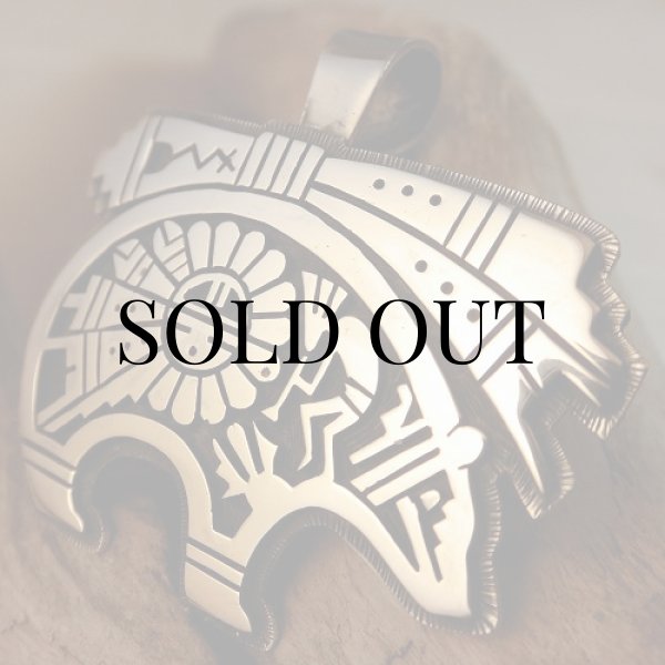 画像2: ホピ族：Berra Tawahongva ベア（クマ）モチーフ ペンダント (2)