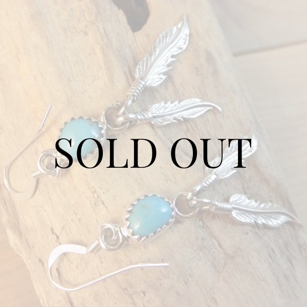 画像5: ナバホ族：ターコイズ付きシルバーフェザー ピアス (5)