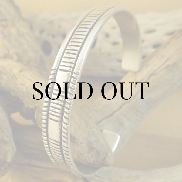 画像8: ナバホ族：Bruce Morgan スタンプワーク シルバー カフブレスレット (8)