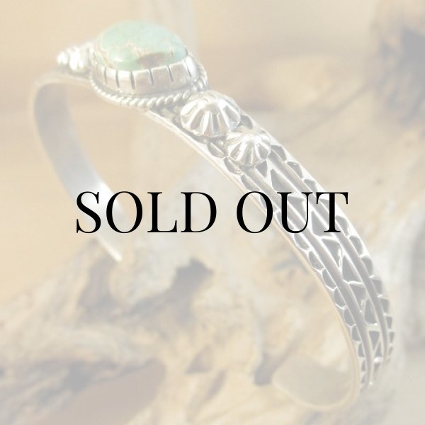 画像4: ナバホ族：Orvill White モーニングスターターコイズ カフブレスレット (4)