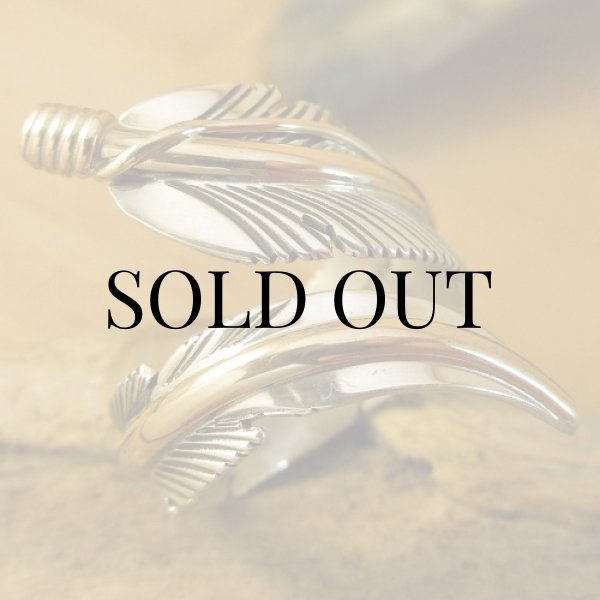 画像9: ナバホ族：Harvey Mace イーグルフェザー12KGF フリーサイズリング (9)