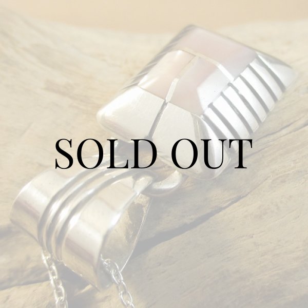 画像5: ナバホ族：Chester Benally ピンクシェル インレイ ペンダント (5)