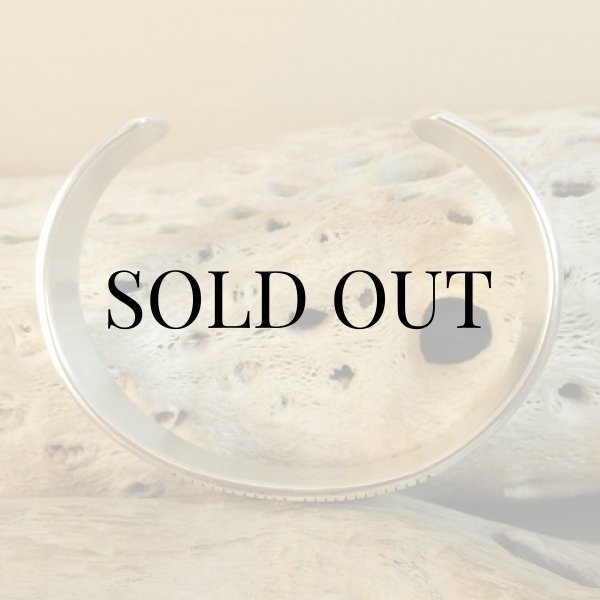 画像10: ナバホ族：Bruce Morgan スタンプワーク シルバー カフブレスレット (10)