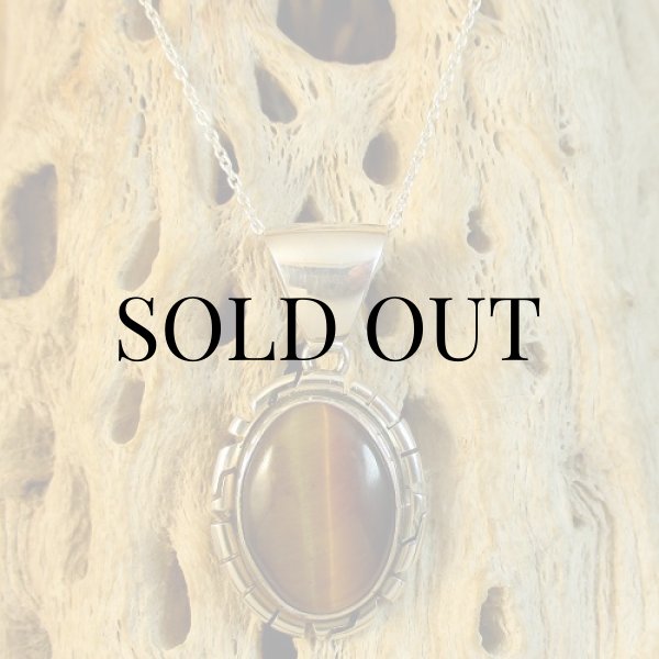 画像9: ナバホ族：Peggy Skeets タイガーアイ ペンダント (9)