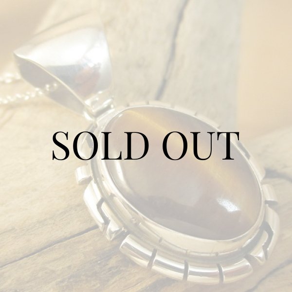 画像8: ナバホ族：Peggy Skeets タイガーアイ ペンダント (8)