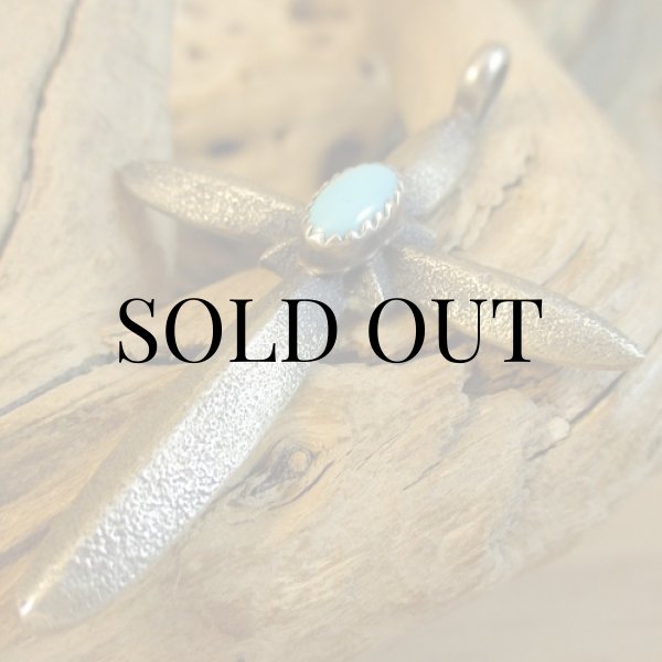 画像7: ナバホ族：Martha Cayatineto ターコイズ付き クロストップ (7)