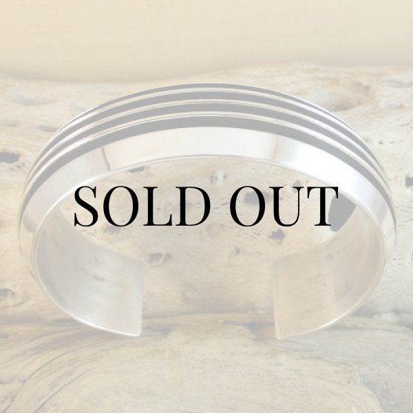 画像5: ナバホ族：TomHawk ストレート３ライン カフブレスレット (5)