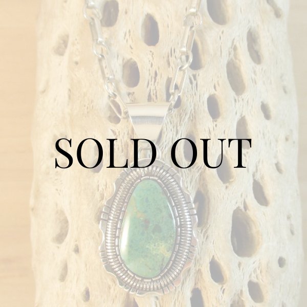 画像9: ナバホ族：Walter Vandever ロイストン ターコイズ ペンダント (9)