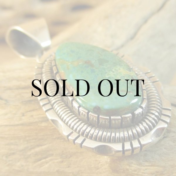 画像8: ナバホ族：Walter Vandever ロイストン ターコイズ ペンダント (8)