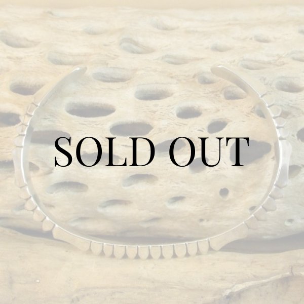 画像10: ナバホ族：Delbert Vandever トライアングル ワイヤー カフブレスレット (10)