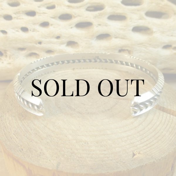 画像4: ナバホ族：Delbert Vandever ツイストタイプ カフブレスレット (4)