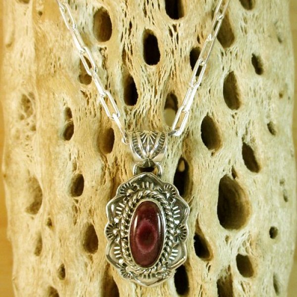 画像9: ナバホ族：Kevin Ramone スパイニーオイスターシェル ペンダント トップ (9)