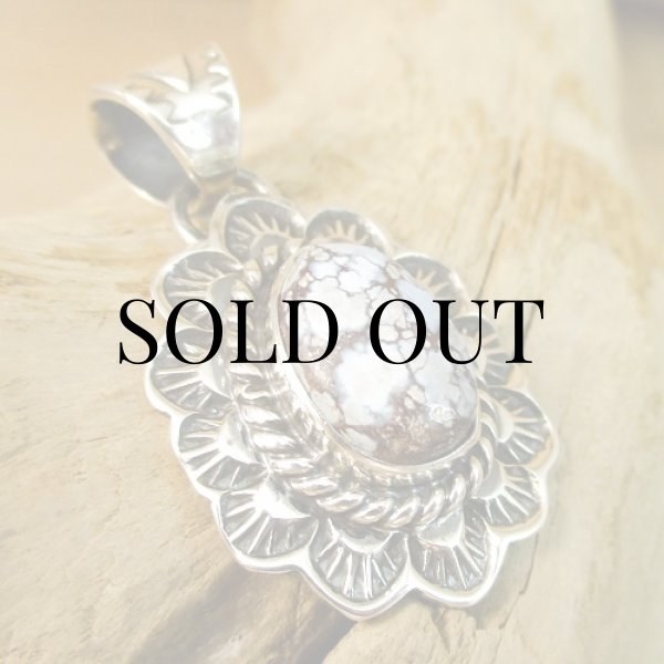 画像3: ナバホ族：Kevin Ramone GoldenHill Turquoise ペンダント トップ (3)