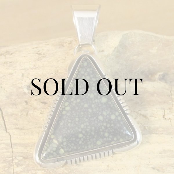 画像2: ナバホ族：Lonnie Willie New Lunder ペンダント トップ (2)