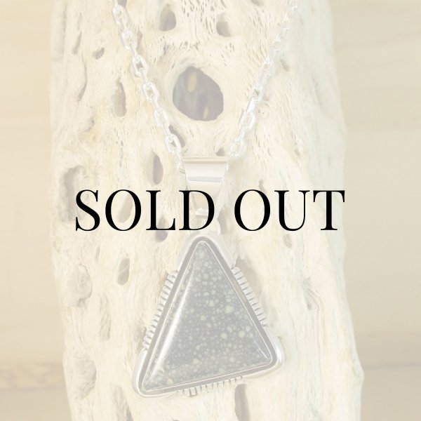 画像9: ナバホ族：Lonnie Willie New Lunder ペンダント トップ (9)