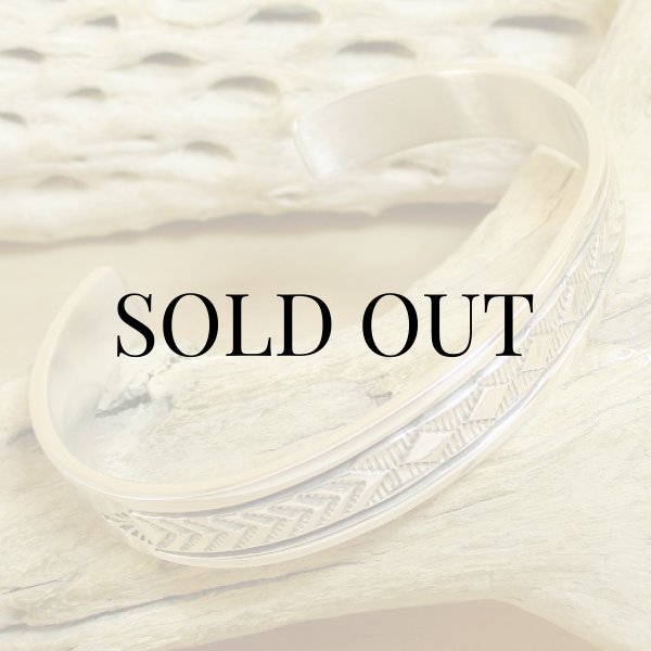 画像3: ナバホ族：Bruce Morgan スタンプワーク シルバー カフブレスレット (3)