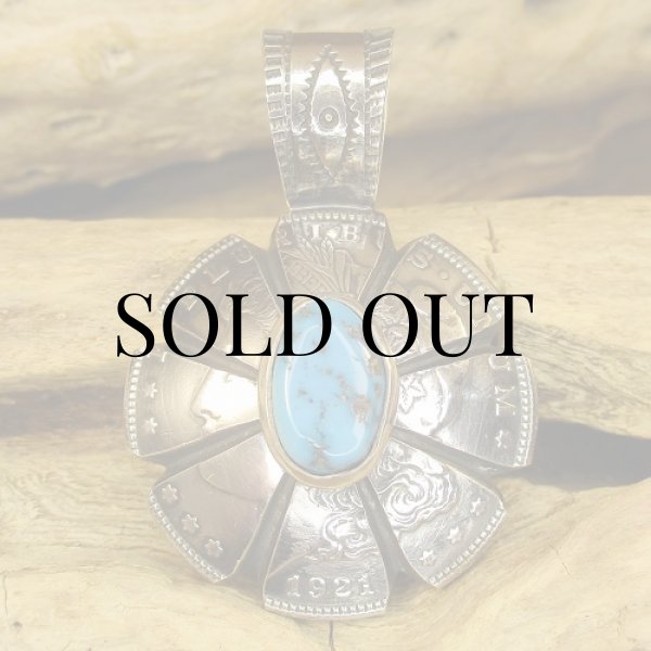 画像2: ナバホ族:Desert Blossom KingmanTurquoise 1Dollar ペンダントトップ (2)