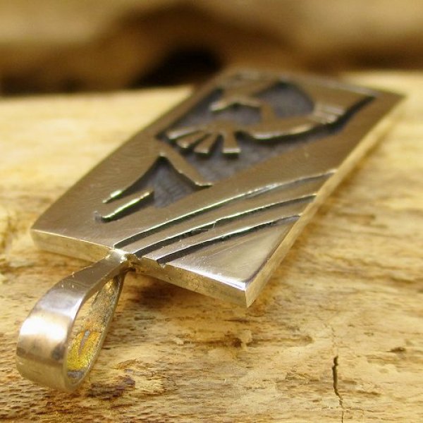 画像5: ホピ族：Willis Humeyestewa ココペリモチーフ ペンダント トップ (5)