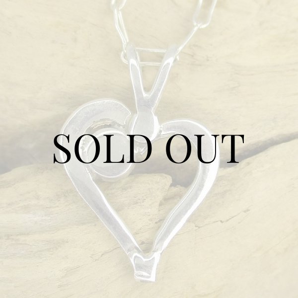 画像4: ナバホ族：ターコイズ付きハート ペンダント (4)