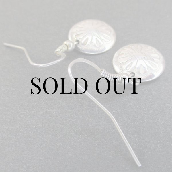 画像3: ナバホ族：シルバーコンチョ ピアス (3)