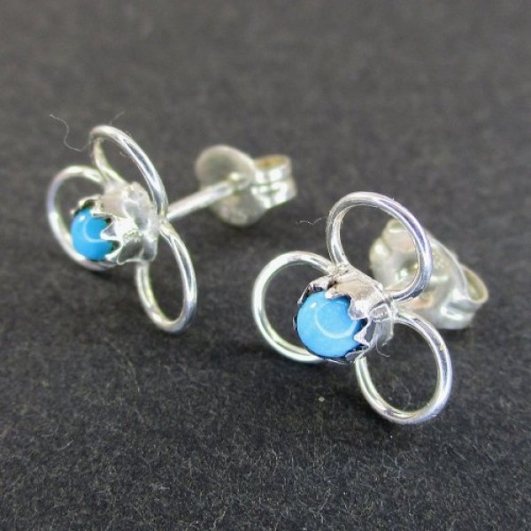 画像6: ナバホ族:トリプルリング ターコイズ付き ピアス (6)