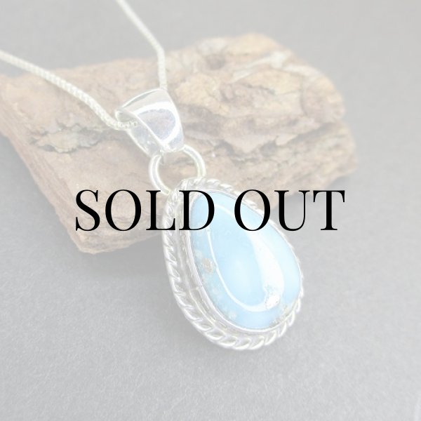 画像3: ナバホ族：Annie Chapo モレンシ ターコイズ ペンダント (3)