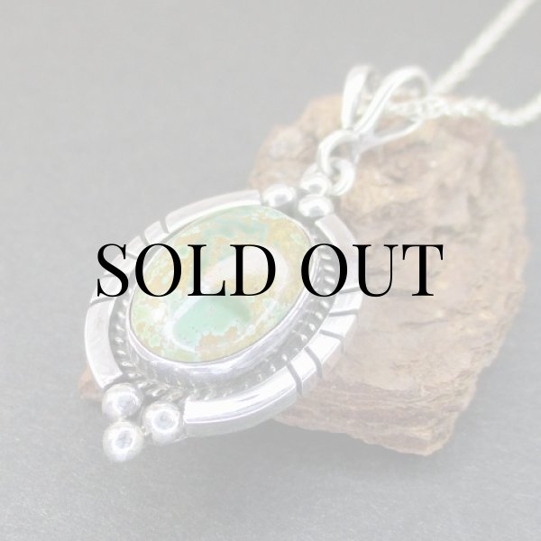 画像7: ナバホ族：Carol Wylie キングスマナッサターコイズ ペンダント (7)