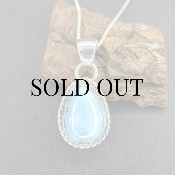 画像2: ナバホ族：Annie Chapo モレンシ ターコイズ ペンダント (2)