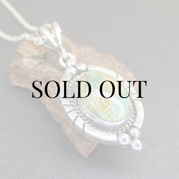 画像8: ナバホ族：Carol Wylie キングスマナッサターコイズ ペンダント (8)