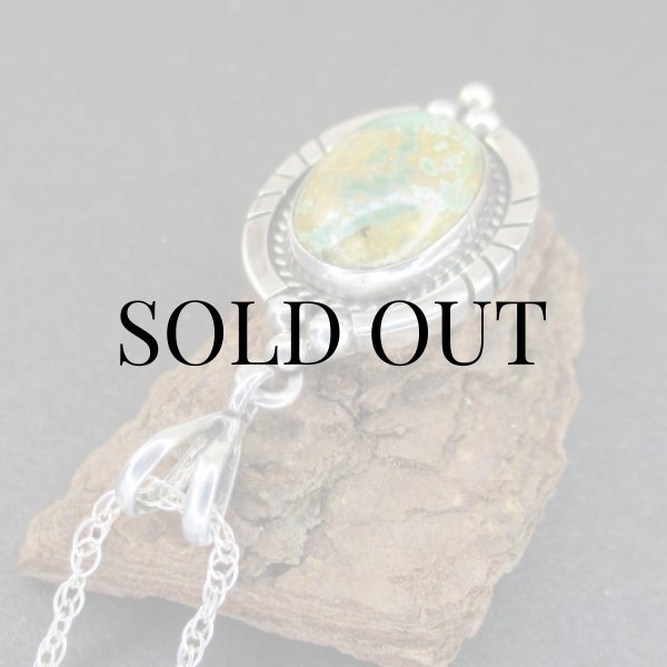 画像5: ナバホ族：Carol Wylie キングスマナッサターコイズ ペンダント (5)